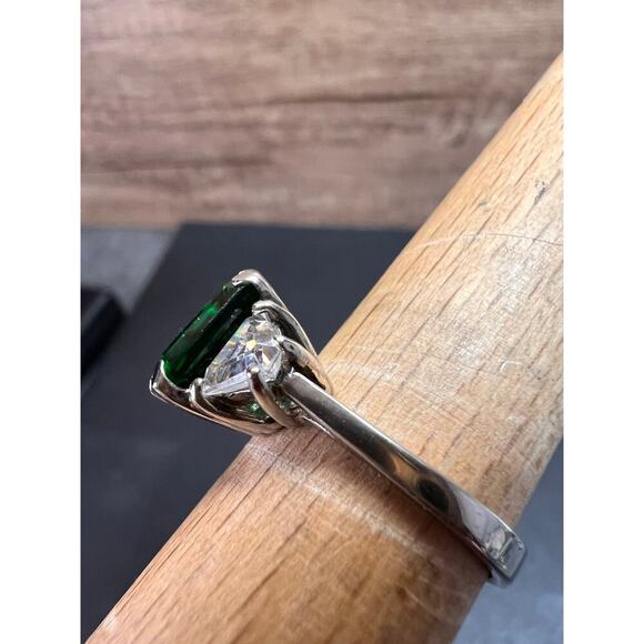 Vintage Helen Andrews synthetic emerald and CZ sterling silver ring size 7 - Picture 14 of 16